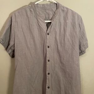 Gray Button Up Short-Sleeve Shirt